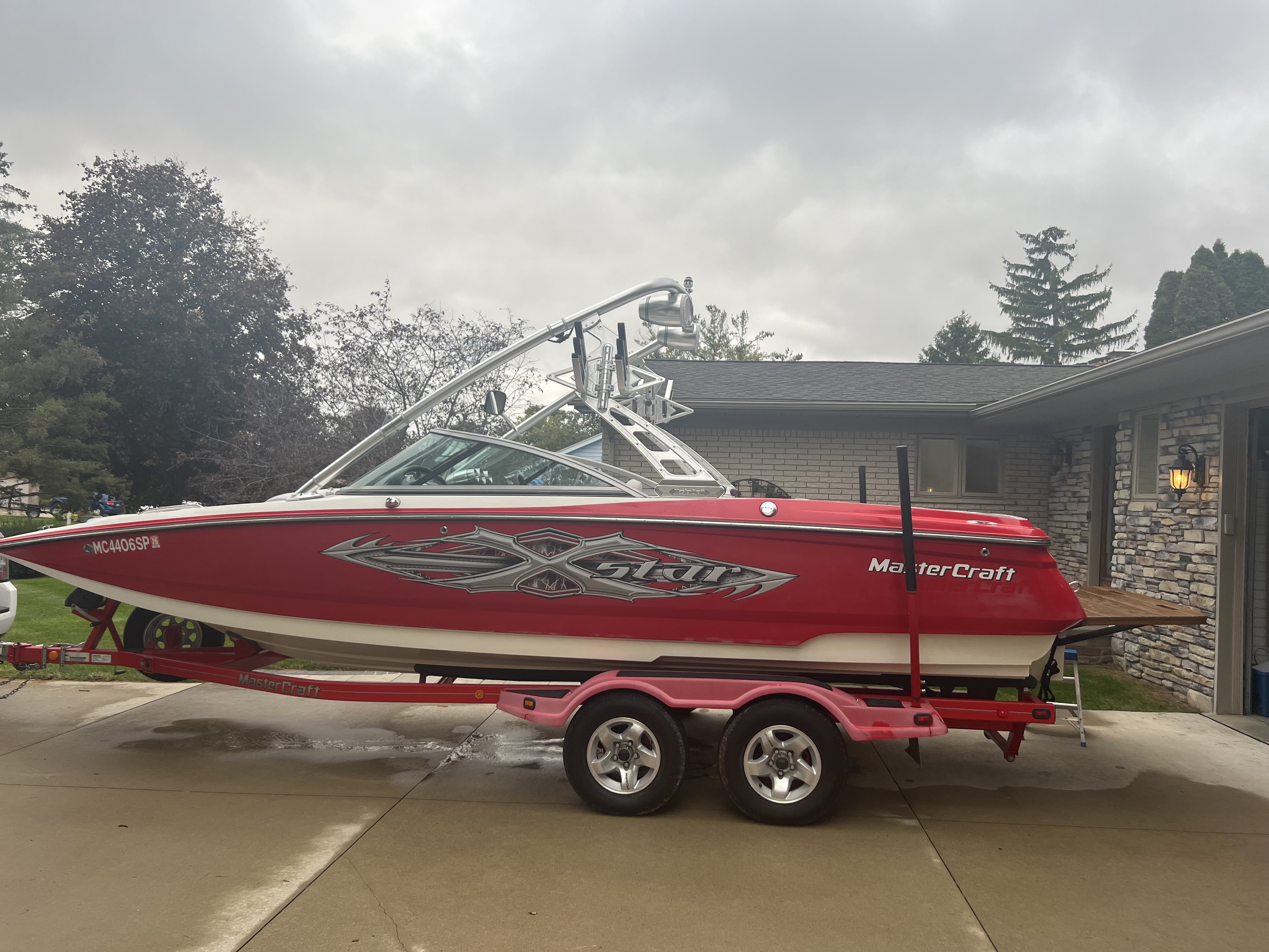 2005 Mastercraft X-Star Wakeboard Boat